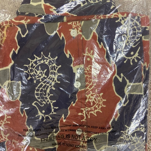 Club short sleeve men’s shirt, brand new - Picture 1 of 3